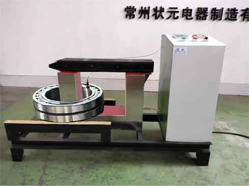 三伏天里 軸承加熱器工廠冒高溫生產(chǎn)